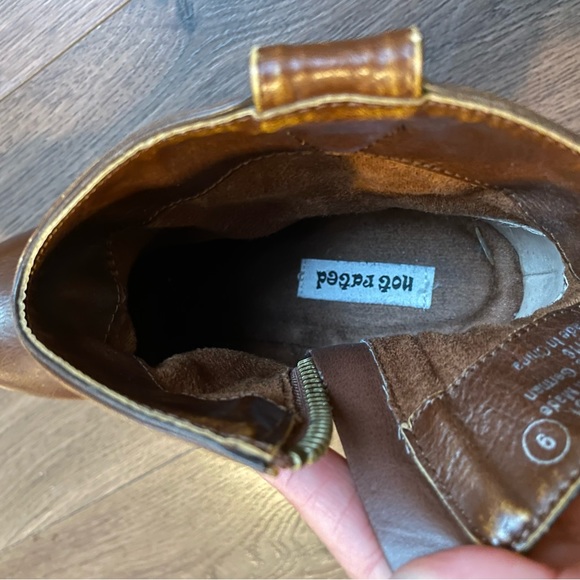 NOT RATED. HEELED ANKLE BOOTIES! SIZE 9 - Picture 11 of 11